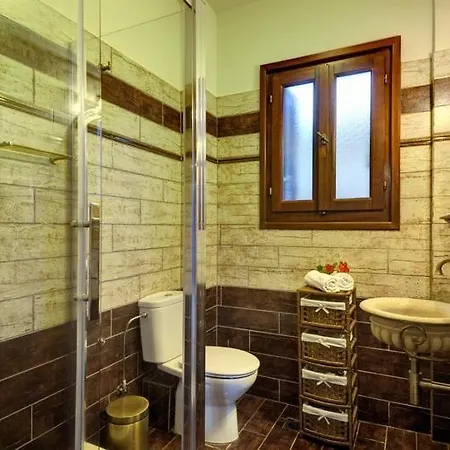 Luxury Nyaraló